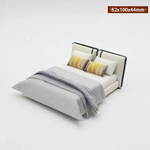 Creative Bedroom Decoration Accessories For Dolls Miniature Furniture Dollhouse Furniture Bed/Bedside Table