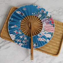 1 Piece Chinese Flower Pattern Round Bamboo Handheld Fan With Tasse Portable Folding Fan Wedding Dance Fan Home Party Decor