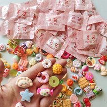 40pcs Mini Luminous Blind Box Animal Snacks Fruit Conch Blind Bag Small Ornaments Creative Decoration Party Gifts Randomly Sent