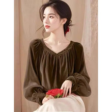 2024 Early Autumn New Temperament Unique Commuter Versatile Chic Solid Color Extravagant Noble Velvet Long-sleeved Blouse