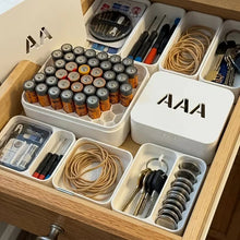 3D Printed Honeycomb AA/AAA Battery Storage Box Minimalist Home Organization Gadget for Neatness Lovers