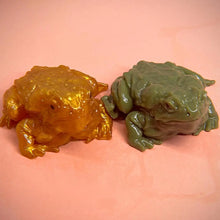 Decompression Frog Stress Ball for Adults, New, Unique Simulation, Release Pinch, Soft Rubber Toy, Sensory Squeeze Ball