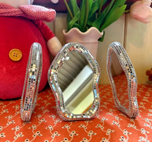 Desktop Decorative Accessories Artistic Mirror Home Interior Decoration Irregular Retro Crafts Desktop Makeup Mirror