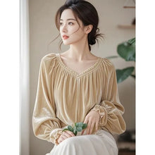 2024 Early Autumn New Temperament Unique Commuter Versatile Chic Solid Color Extravagant Noble Velvet Long-sleeved Blouse